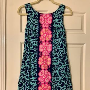 Fountain hopping Delia